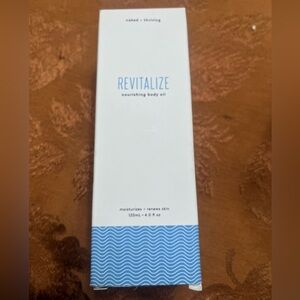 Naked & Thriving Revitalize Body Oil 120mL Full Size